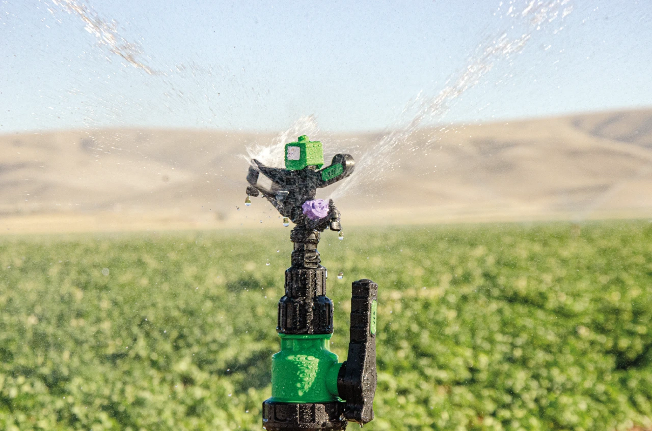 Benefit from the Power of Water: Efficient Agriculture with STF Irrigation Systems